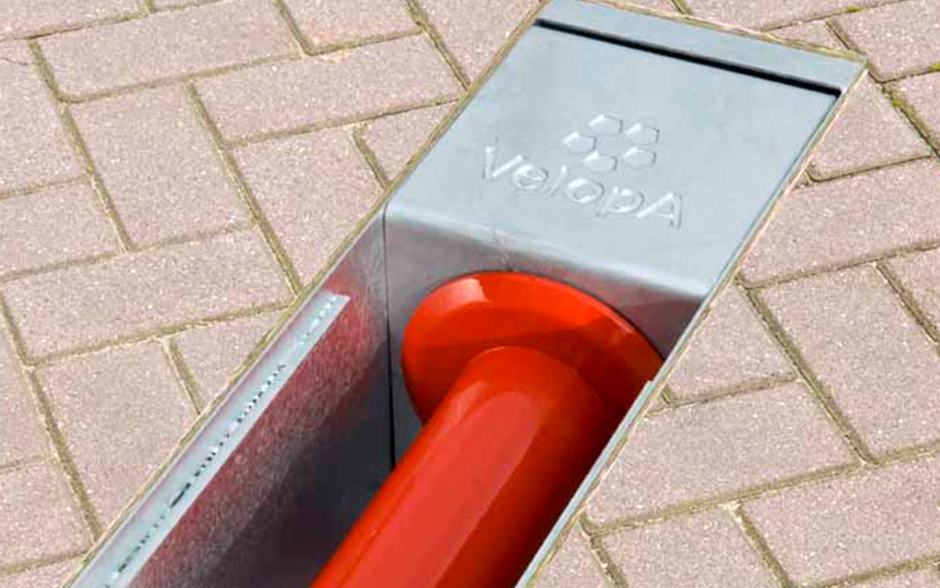Traffic barrier pole steel
