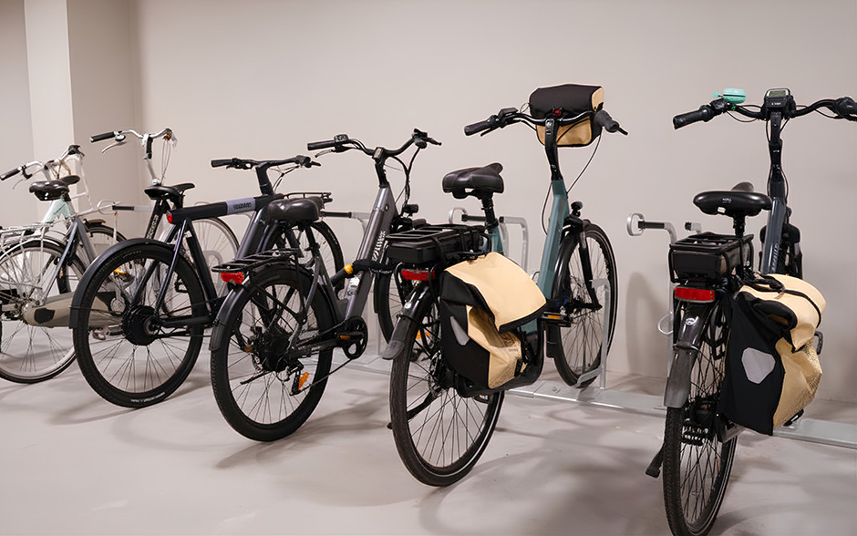 Bull single-sided bike rack