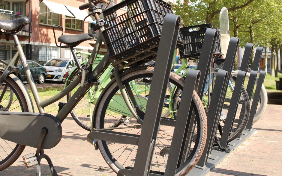 Line single-sided bike rack