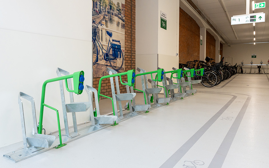 Kran single-sided parking system for fatbikes