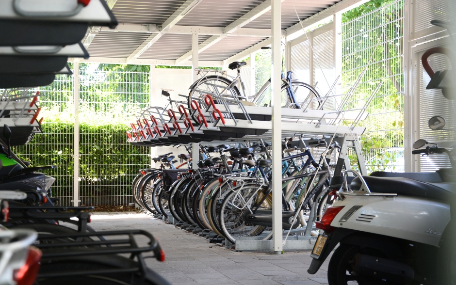VelopA-Up two-tier bicycle rack
