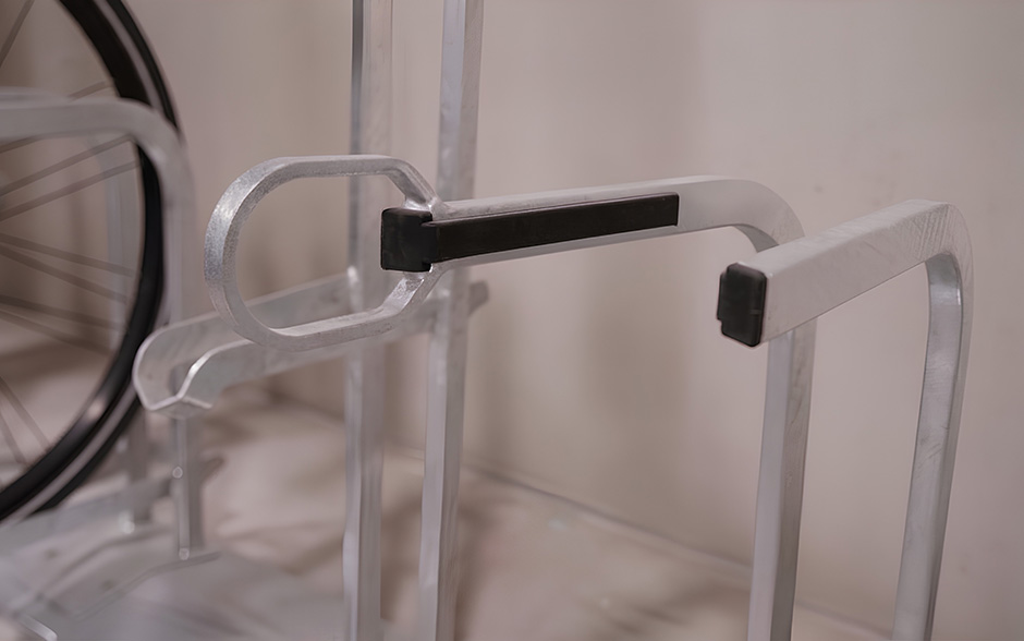 Bull single-sided bike rack