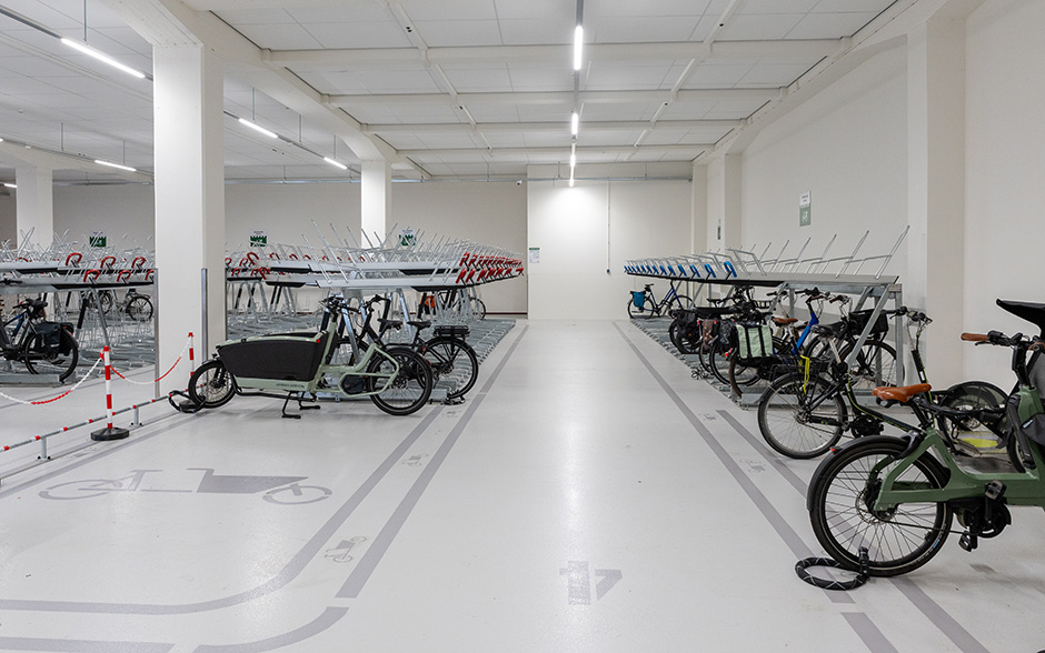 VelopA-Up BMF two-tier bicycle rack
