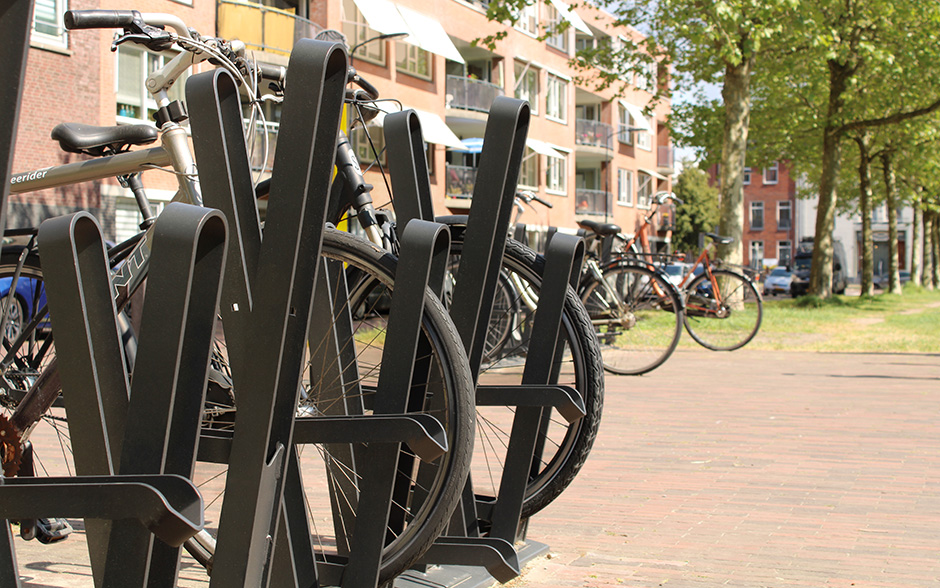 Line double-sided bike rack