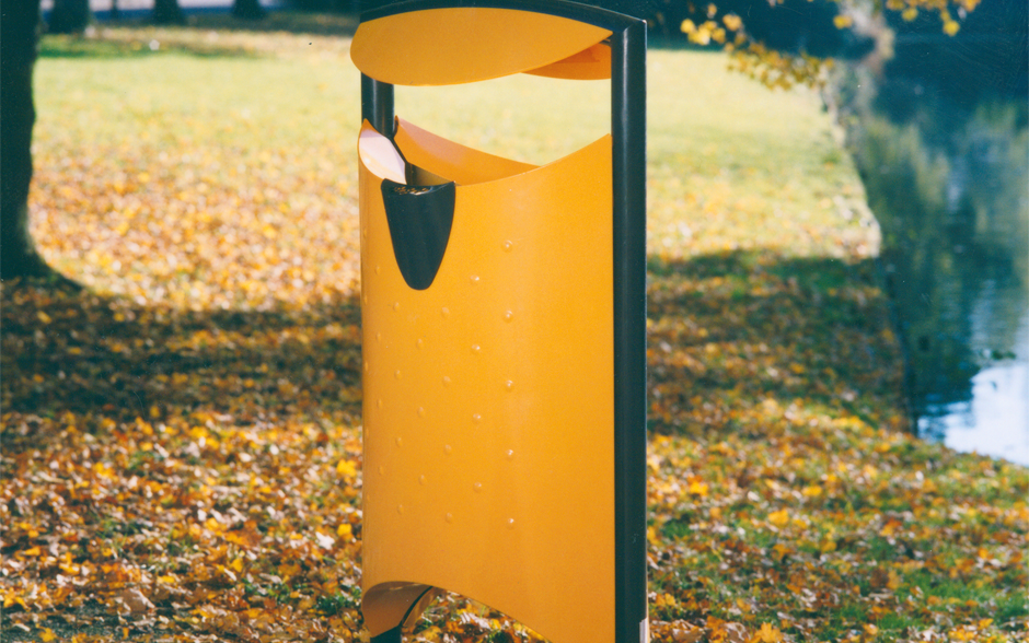 Limpio waste bin