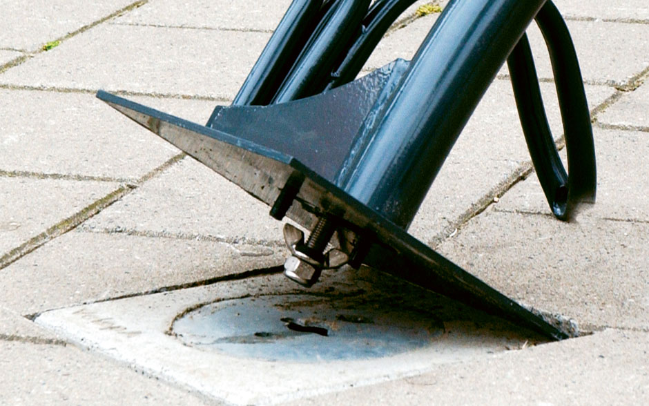 TuliP bicycle rack two-sided