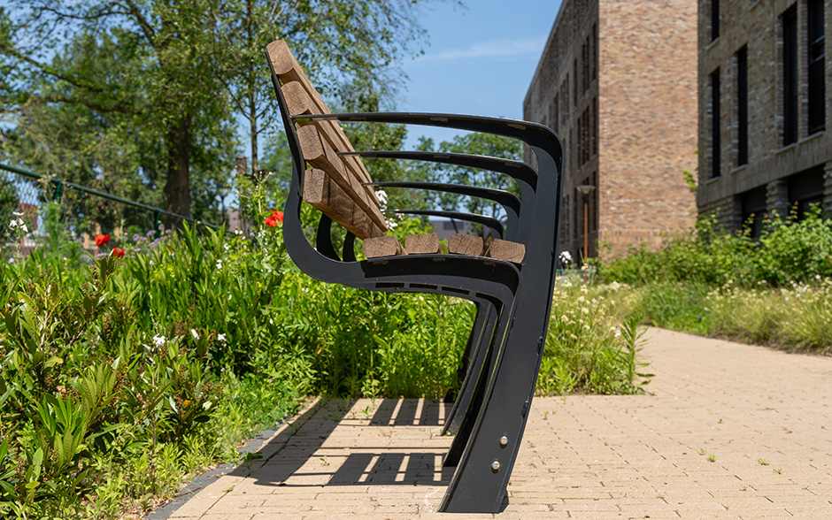Vivanti bench for the elderly wood with backrest with rollator facility 2 and 1 seater