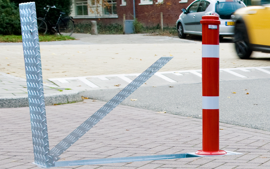 Traffic barrier pole steel