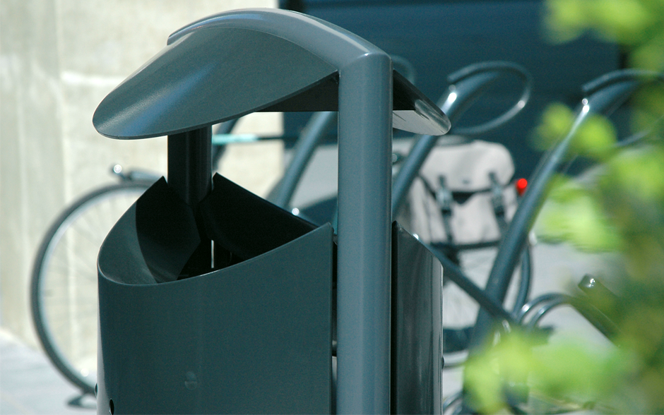 Limpio waste bin