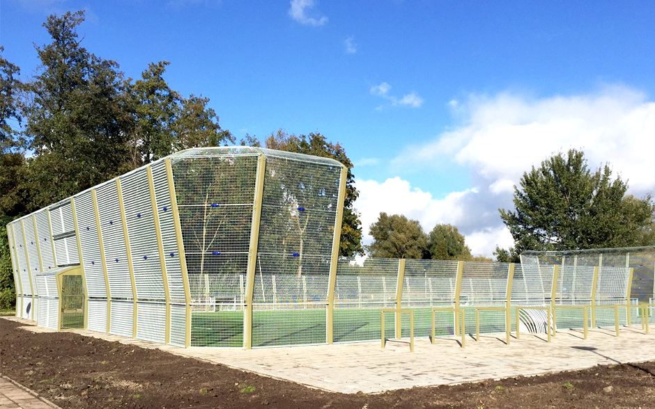 Omnistadium multisport field