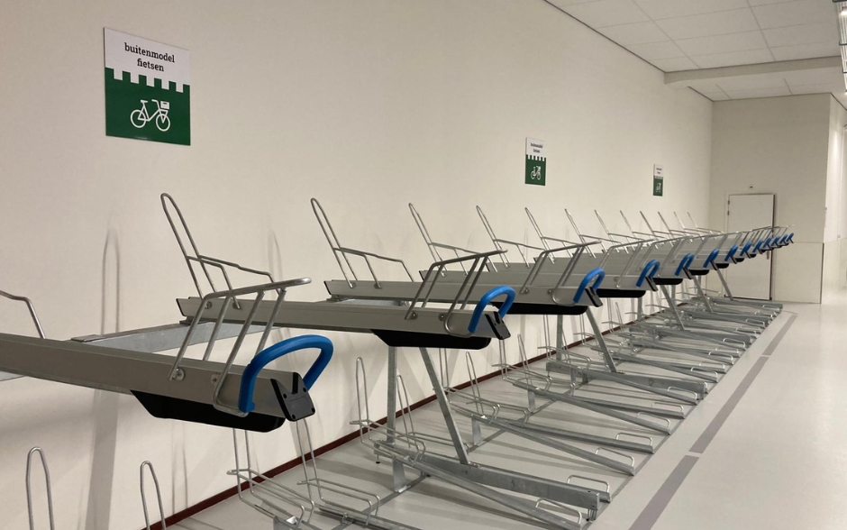 VelopA-Up BMF two-tier bicycle rack